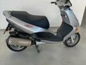 APRILIA LEONARDO 125