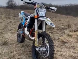 KTM EXC 300 SIXDAYS