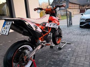 KTM SMC R 690 TÜV SERVICE A2