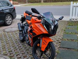 KTM RC390