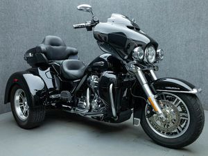 2020 HARLEY DAVIDSON FLHTCUTG TRI GLIDE ULTRA TRIKE W/ABS