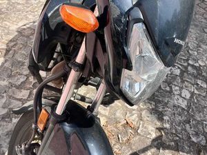 MOTA CB125F ANO 2022 SINTRA (SANTA MARIA E SÃO MIGUEL, SÃO MARTINHO E SÃO PEDRO DE PENAFERRIM)