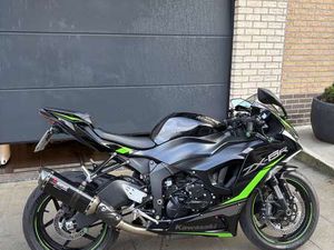 PACK SPORT AKRAPOVIC