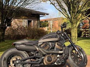 HARLEY-DAVIDSON SPORTSTER S