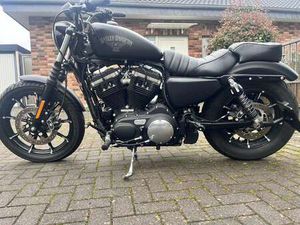HARLEY-DAVIDSON SPORTSTER 883