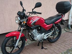 YAMAHA YBR 125 WTRYSK NIEMCY PRZEBIEG 18TKM SUPER STAN KYMCO ZIPP DR CZARNA WODA