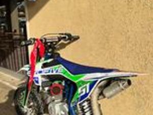 PIT BIKE 190 CC ZS PRO FIVE K2 |