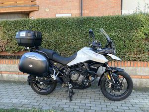 ABS! TC! TFT! MO-I! 2.TULAJ! GYÁRI ÁLLAPOT! SOK EXTRA! VEZETETT SZERVIZKÖNYV!