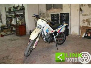YAMAHA TT 600 BELLGARDA BIANCO