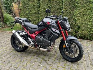 HONDA CB 750 HORNET AUS 1.HAND