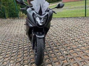 HONDA CBR650F