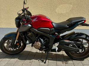 HONDA CB650R (WIE NEU, NUR CA. 1200 KM)