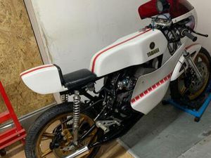 YAMAHA RD250 RENNMASCHINE