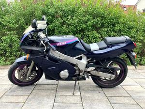 YAMAHA FZR 600 3HE KLASSIKER MIT POTENZIAL