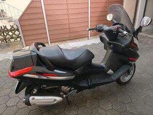 SCHLACHTFEST PIAGGIO X8 250IE