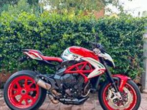 MV AGUSTA BRUTALE 800 RC