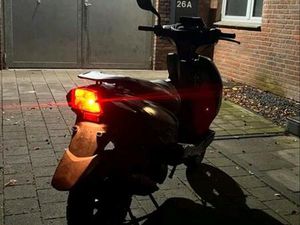 KEEWAY 50CC ROLLER VIELE NEUE TEILE!!!