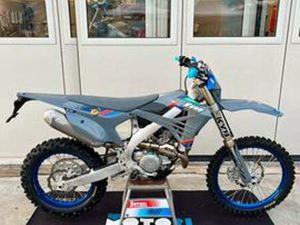 TM EN 300 MOTO 4T 2026 DEMO