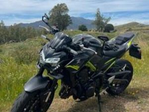 KAWASAKI - Z900