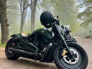 WINTERPREIS! PÜNKTLICH ZUM FEST! HARLEY DAVIDSON VROD MUSCLE
