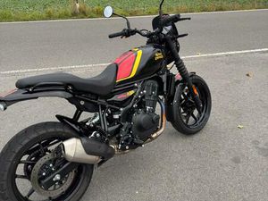 ROYAL ENFIELD GUERRILLA 450