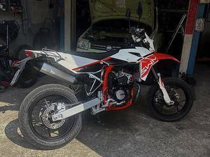 SWM SM 125 CANTON TESSIN -