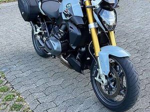BMW R1250R CANTON ZURICH -