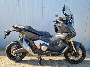 HONDA X-ADV (ADV 750) 1.HAND *SCHECKHEFT GEPFLEGT*