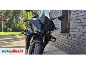 BMW S 1000 RR, SUPERBIKES