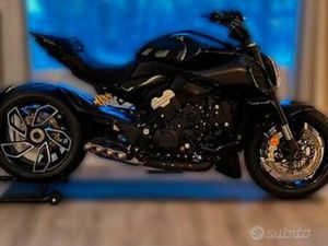 DUCATI DIAVEL V4 - NUOVA