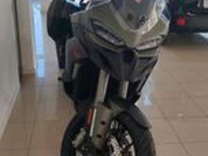 DUCATI MULTISTRADA V2S TRAVEL 2025
