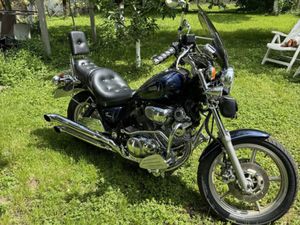 YAMAHA VIRAGO 750 →