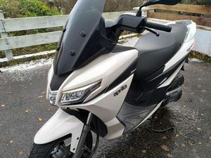 SCOOTER APRILIA SXR 50