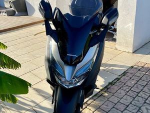 VEND HONDA FORZA 300