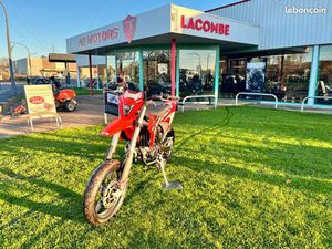 BETA 125 LC 4T SUPERMOTARD