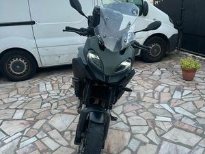 F900XR A2 BLANC / VERTE COVERING