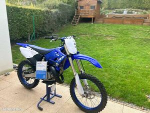 125 YZ