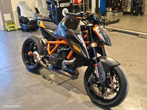 KTM 1290 SUPERDUKE ÉVO R