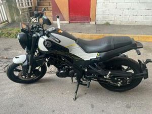 MOTO BENELLI LEONCINO 125 -NEOPATENTATI