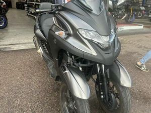 YAMAHA TRICITY 300