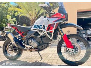 DUCATI DESERT X