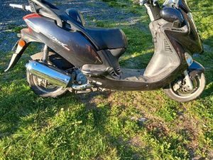 SCOOTER KYMCO GRAND DINK 250 16000 KM 400 KM