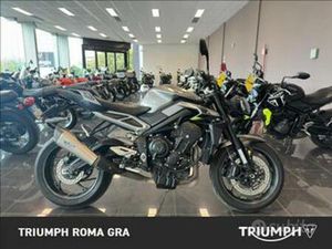TRIUMPH STREET TRIPLE 765 R