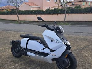 SCOOTER BMW CE04