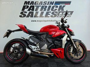 DUCATI STREETFIGHTER V2