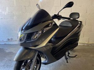SCOOTER PIAGGIO X10 125 TRÈS BON ÉTAT / PERMIS A1 OU B / PETIT PRIX / PAIEMENT EN PLUSIEURS FOIS