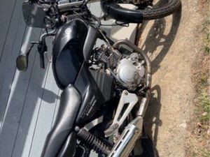 YAMAHA YBR 125 – 21 153 KM – SUPERBE ÉTAT – DÉMARRE AU QUART DE TOUR