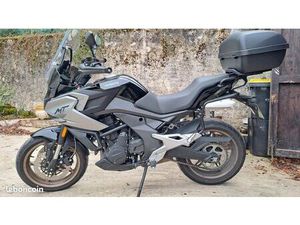 CFMOTO 700 MT