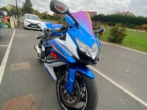GSXR 750 K9