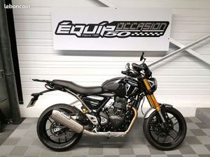 TRIUMPH SPEED 400 - 1ÈRE MAIN - ELIGIBLE AU PERMIS A2 - GARANTIE CONSTRUCTEUR 07/2027